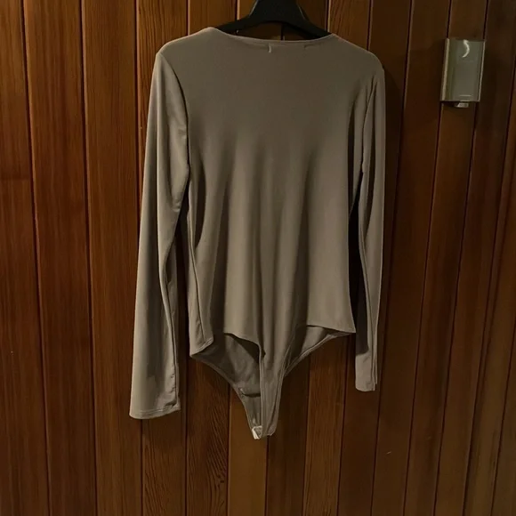 Body suit - Picture 2 of 3